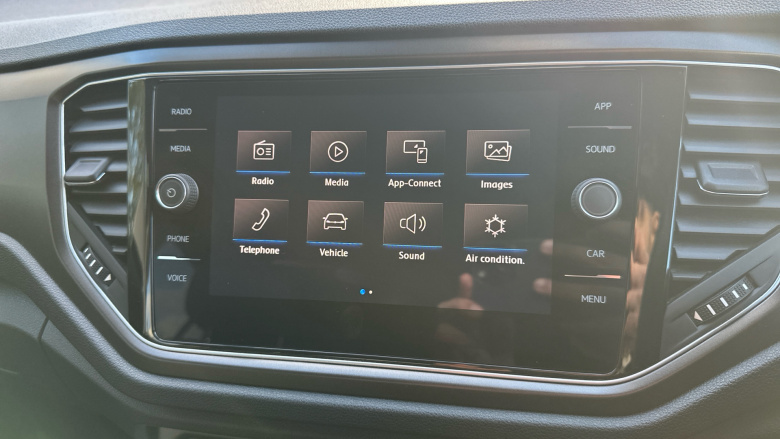 Volkswagen T-Roc 1.5 TSI EVO Design 5dr DSG Petrol Hatchback